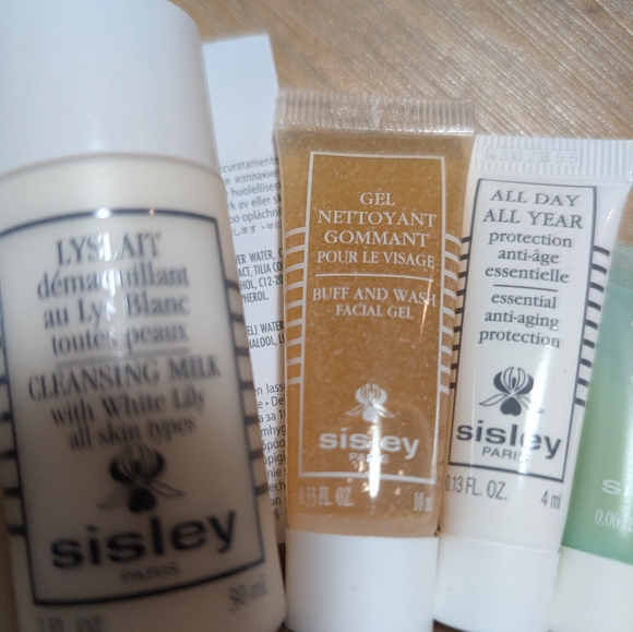 Sisley Paris Skincare Bundle - Picture 4 of 7